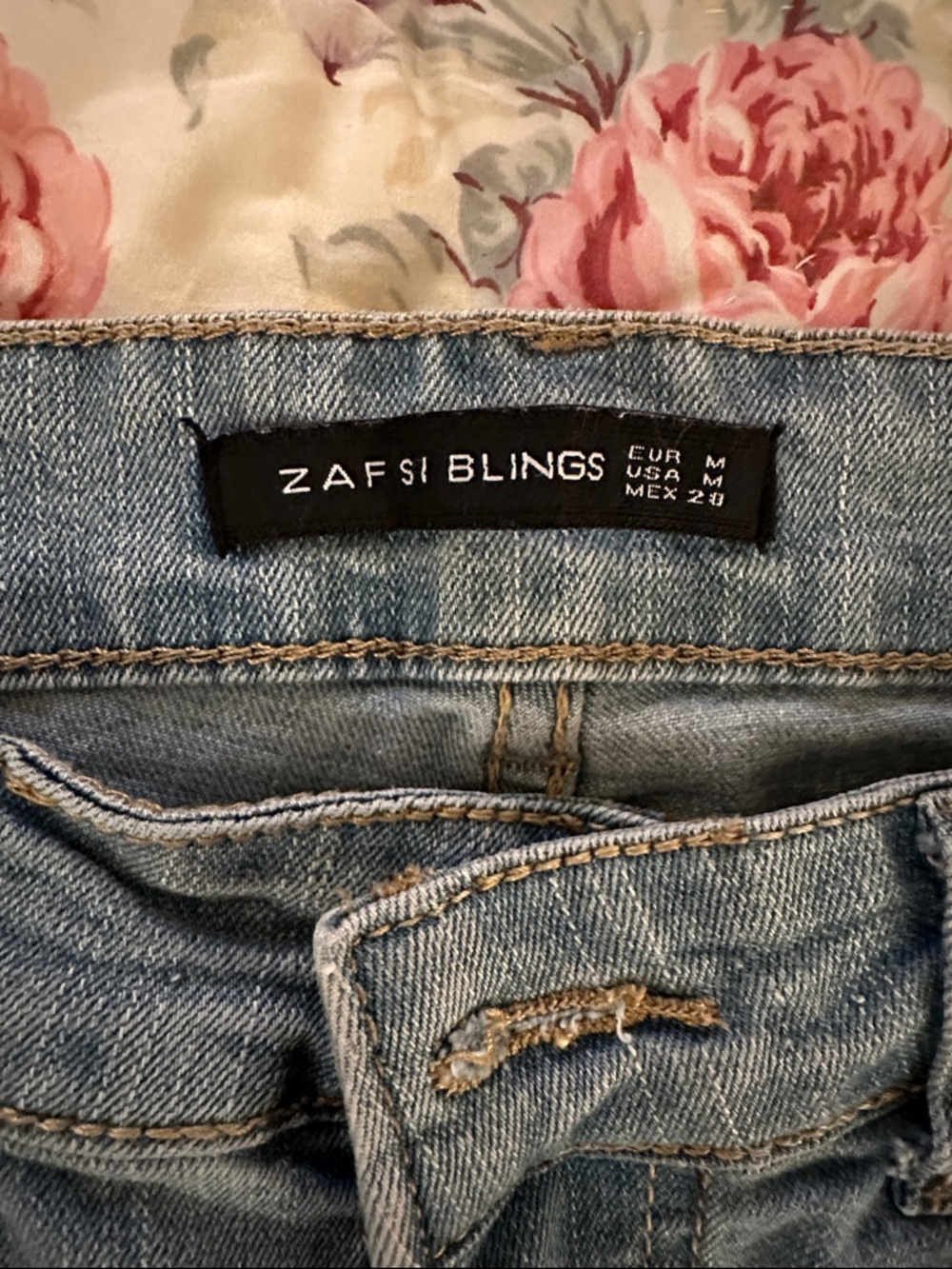 Embroidered Light Denim Skinny Jeans with Floral Detail - Picture 2 of 11